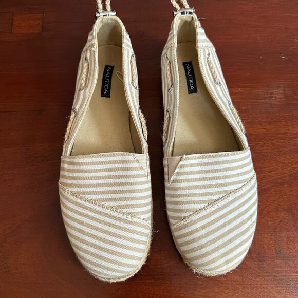 Nautica Rudder Striped Canvas Adjustable Flats Tan White Stripe Size 10 Summer - Picture 8 of 8